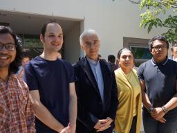 Students of both Persian and Arabic with their Persian lecturers